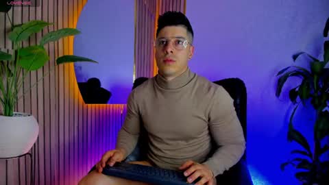 Lukas Green online show from June 13, 4:56 am