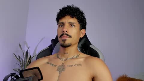 Luke Taylor online show from March 5, 3:32 pm