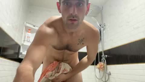 MR. Luke Gunn online show from December 28, 11:05 pm