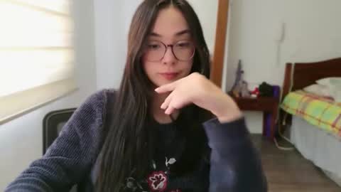 Luli online show from June 2, 1:24 pm