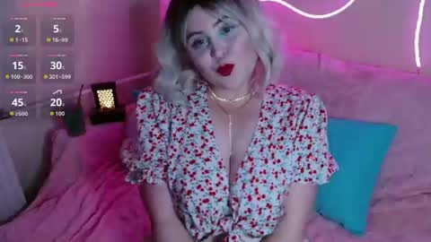 lulovia online show from June 25, 10:37 pm