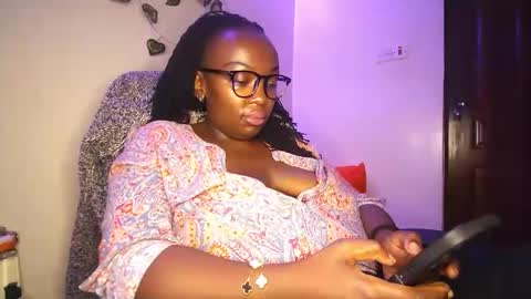 lulu_sparks1 online show from October 16, 5:07 am