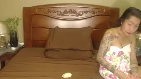 lulu_wild online show from April 10, 8:30 am