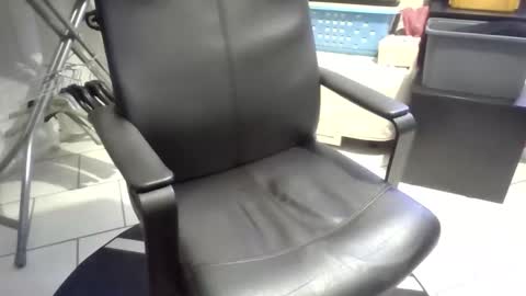 luluarsss online show from October 11, 11:37 am