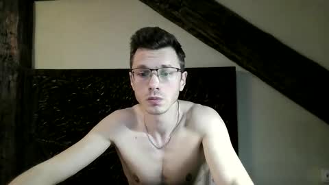 Andrew independent model 2000-0000 CET daily online show from April 4, 6:59 pm