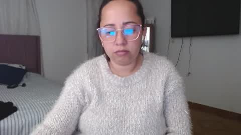 Snapshot of lumi_84 chatting on January 31, 12:28 am LUMI online show from January 31, 12:28 am