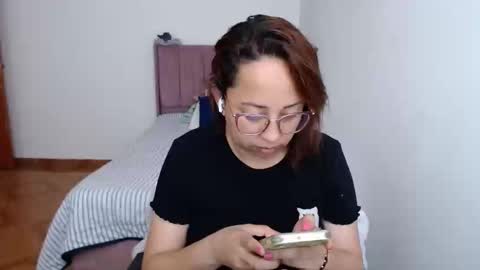 Snapshot of lumi_84 chatting on February 24, 6:26 pm LUMI online show from February 24, 6:26 pm