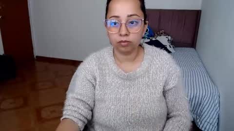 Snapshot of lumi_84 chatting on February 16, 3:27 pm LUMI online show from February 16, 3:27 pm