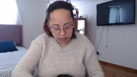 Snapshot of lumi_84 chatting on January 31, 11:56 am LUMI online show from January 31, 11:56 am