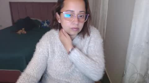 Snapshot of lumi_84 chatting on March 8, 1:06 am LUMI online show from March 8, 1:06 am