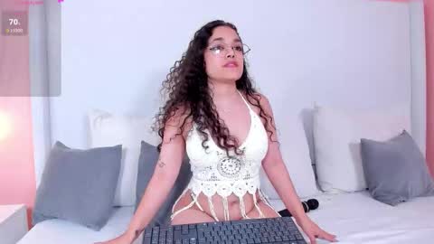 Luna online show from March 20, 5:29 pm