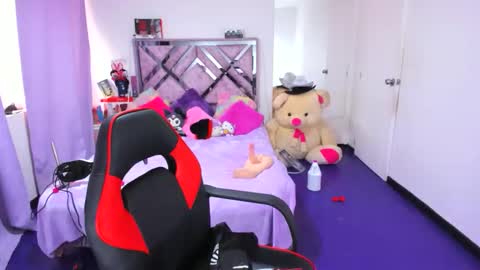 luna_analya online show from February 26, 4:43 pm