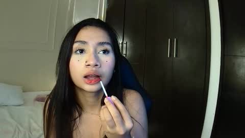 luna and banji online show from November 26, 6:54 am