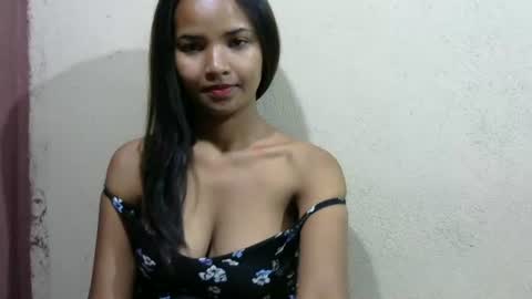 Laura online show from March 24, 3:56 am