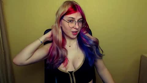 Luna online show from February 11, 11:09 am