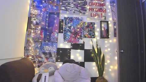 LUNA MCCOY online show from January 22, 4:34 am