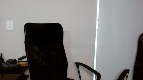 Luna  online show from December 15, 8:05 pm