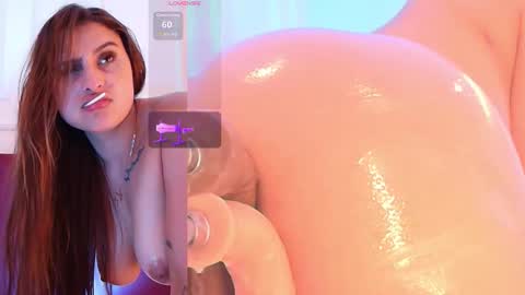     online show from March 6, 8:52 pm