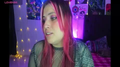 MISS LUNA  online show from January 5, 7:06 pm