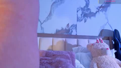 L U N A   Try my private  online show from September 30, 4:39 pm