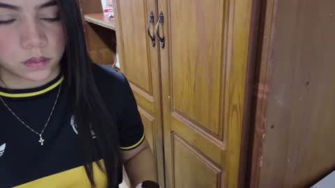 luna_rousse26 online show from June 22, 2:13 pm