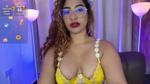 luna vex online show from November 11, 3:20 am