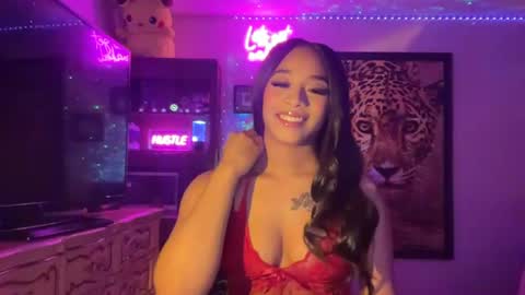 lunaa_11 online show from June 24, 7:48 am