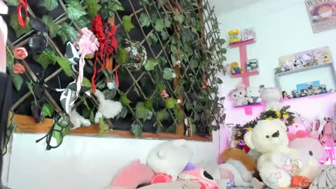 lunacristal_moon online show from February 13, 7:24 am