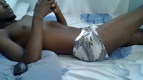 lunalove22_ online show from September 19, 8:07 am