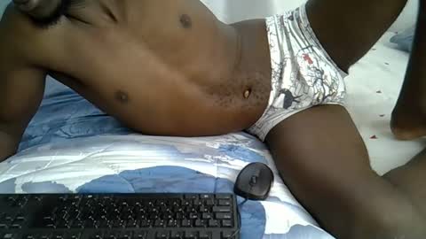 lunalove22_ online show from October 2, 5:39 am