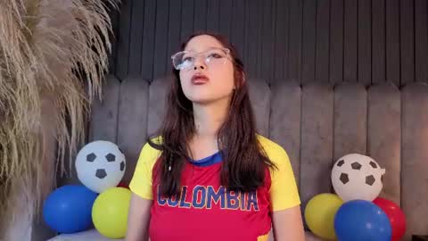 lunar_lustx online show from July 7, 8:02 pm