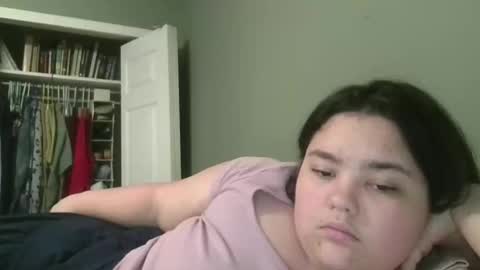 Snapshot of lunar_nightstar chatting on September 16, 10:02 pm lunar_nightstar online show from September 16, 10:02 pm