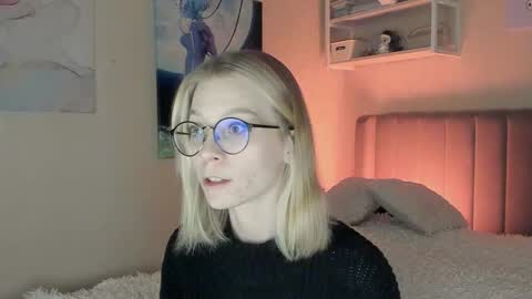 Sofia online show from November 11, 1:35 pm