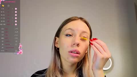 Kelly online show from November 24, 3:00 pm