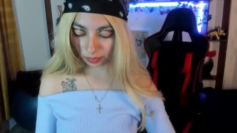 lunarichy online show from October 29, 9:59 pm