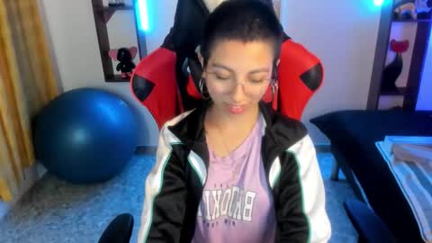 lunarichy online show from October 22, 9:49 pm