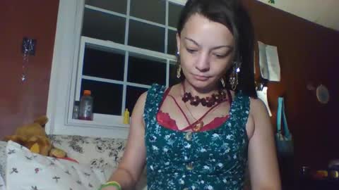 lunasecretadmirer online show from March 3, 7:37 am