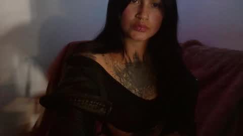 Luna online show from February 7, 7:06 pm