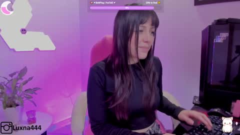   online show from February 22, 1:33 am