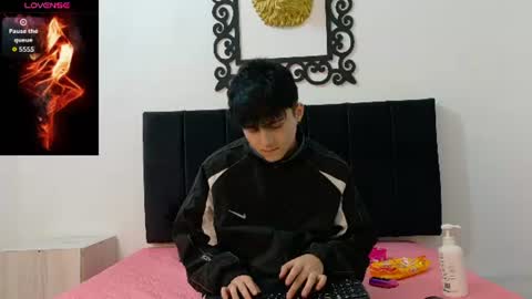 lunaydream online show from June 11, 12:25 pm