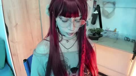 lunivyra online show from June 23, 5:41 pm
