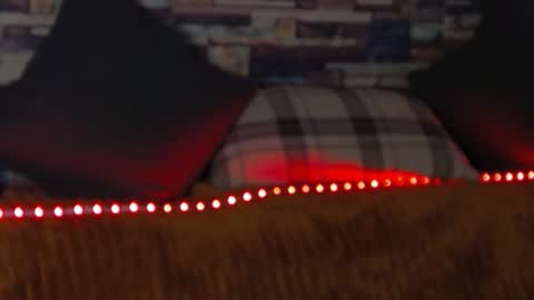 LunnaGray online show from November 27, 8:11 am