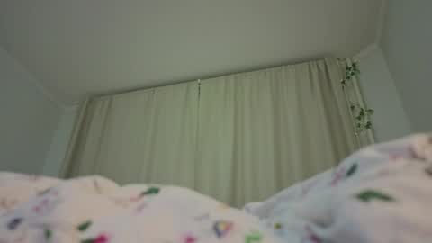 lunoria online show from April 29, 10:14 pm