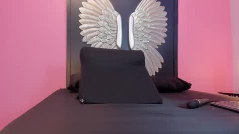 lupe online show from December 20, 8:05 pm