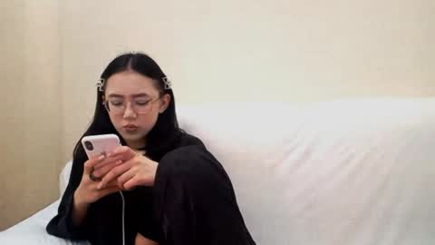 Roxie online show from June 5, 1:05 pm