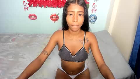 Snapshot of lupita_hot77 chatting on October 23, 6:20 pm lupita_hot77 online show from October 23, 6:20 pm