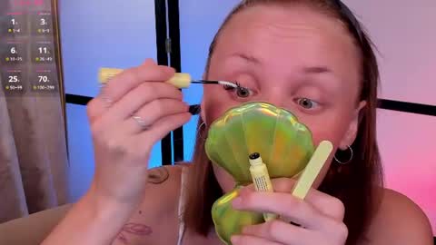 your sweet Liana online show from June 11, 5:49 am