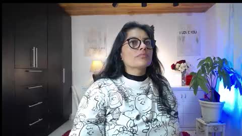 Snapshot of lust_mom chatting on September 20, 11:41 pm Angela 3 online show from September 20, 11:41 pm