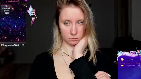 Snapshot of lusyagreenberg chatting on February 26, 8:04 pm LusyaGreenberg online show from February 26, 8:04 pm