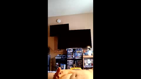 luv2cum4u612 online show from April 5, 11:35 pm